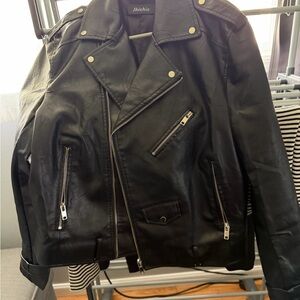 Chic Black Moto Jacket for Women